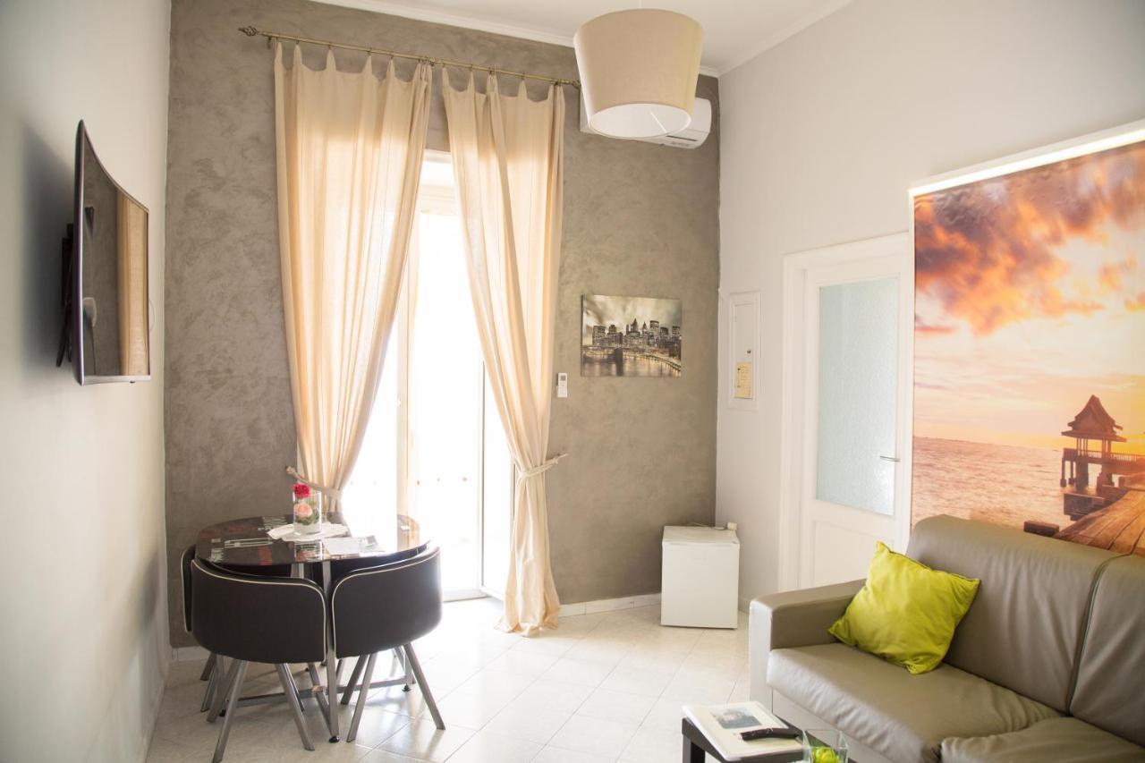 Chiaia Suites Neapol Zewnętrze zdjęcie