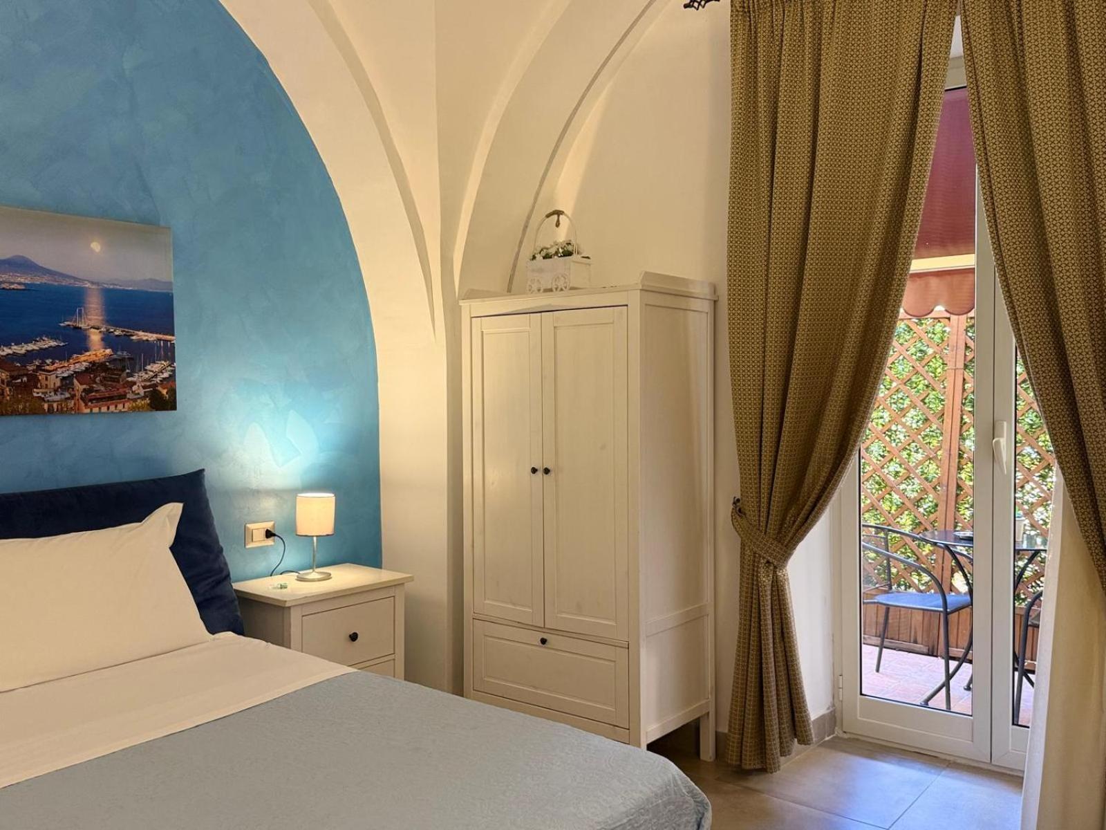 Chiaia Suites Neapol Zewnętrze zdjęcie