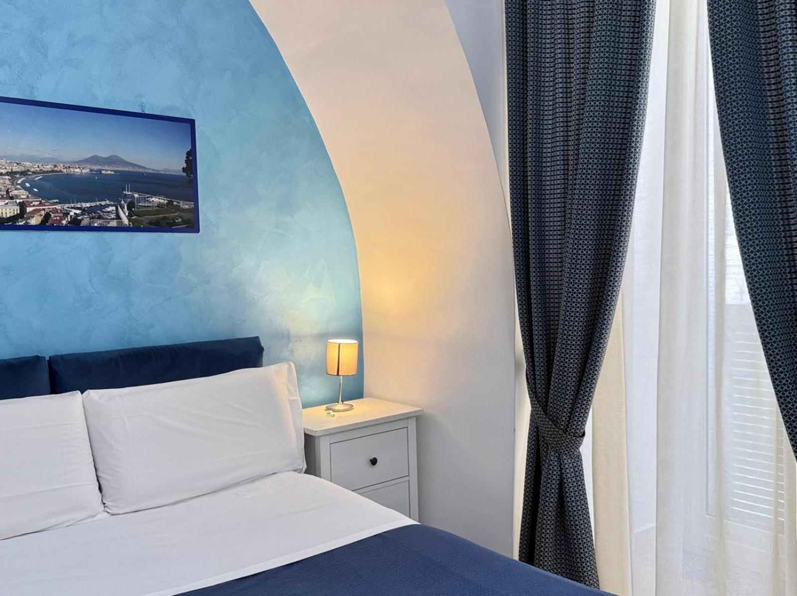 Chiaia Suites Neapol Pokój zdjęcie