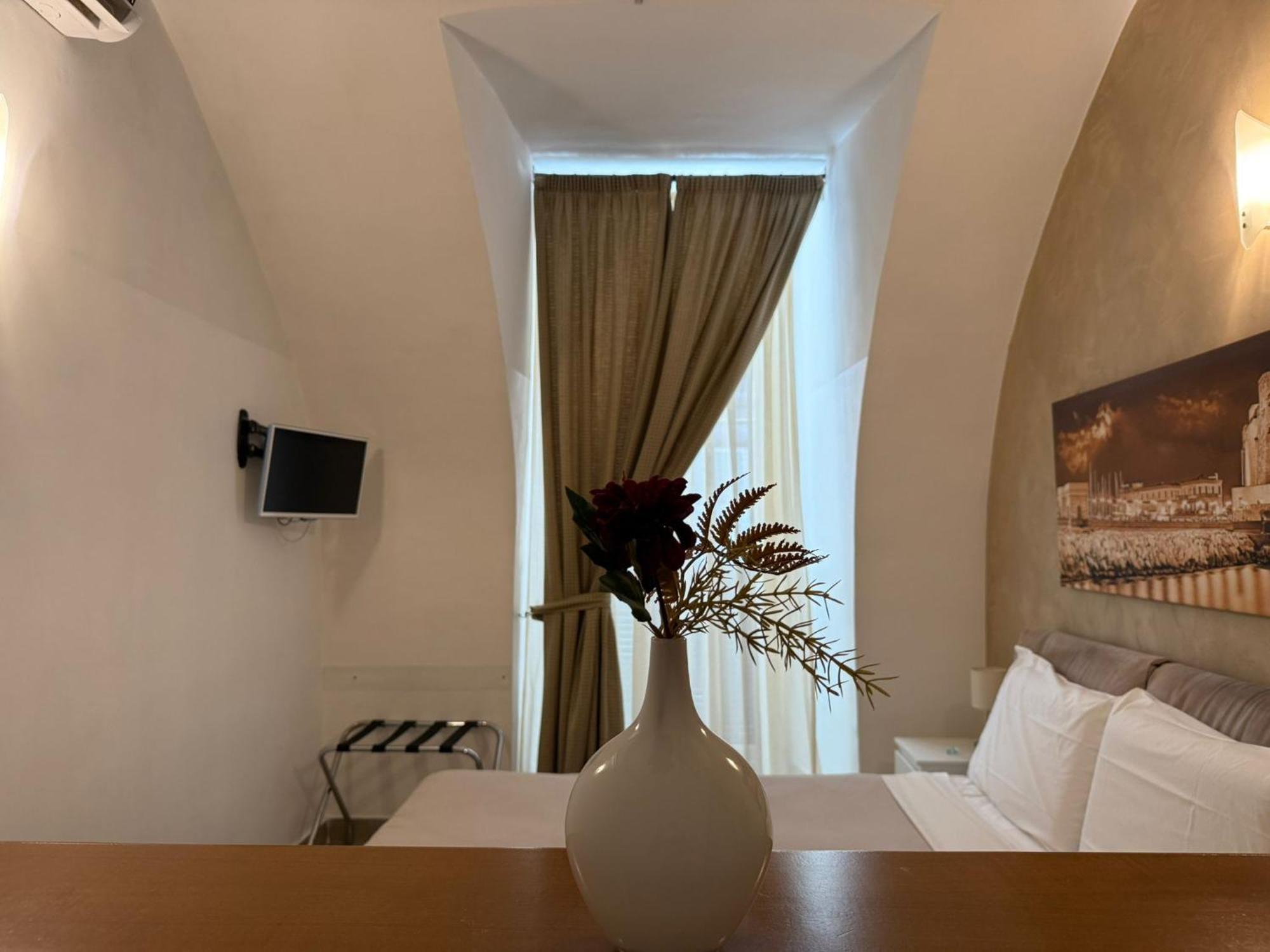 Chiaia Suites Neapol Pokój zdjęcie
